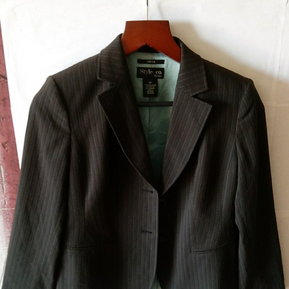 Style & Co Gray Striped  Stretch Blazer Size 8P - Picture 3 of 6